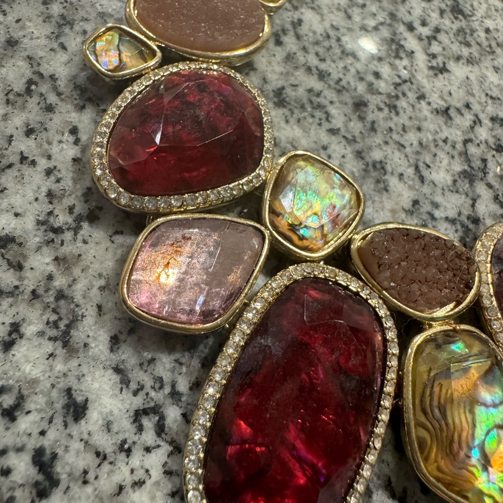 Pink Statement Necklace - Picture 4 of 4